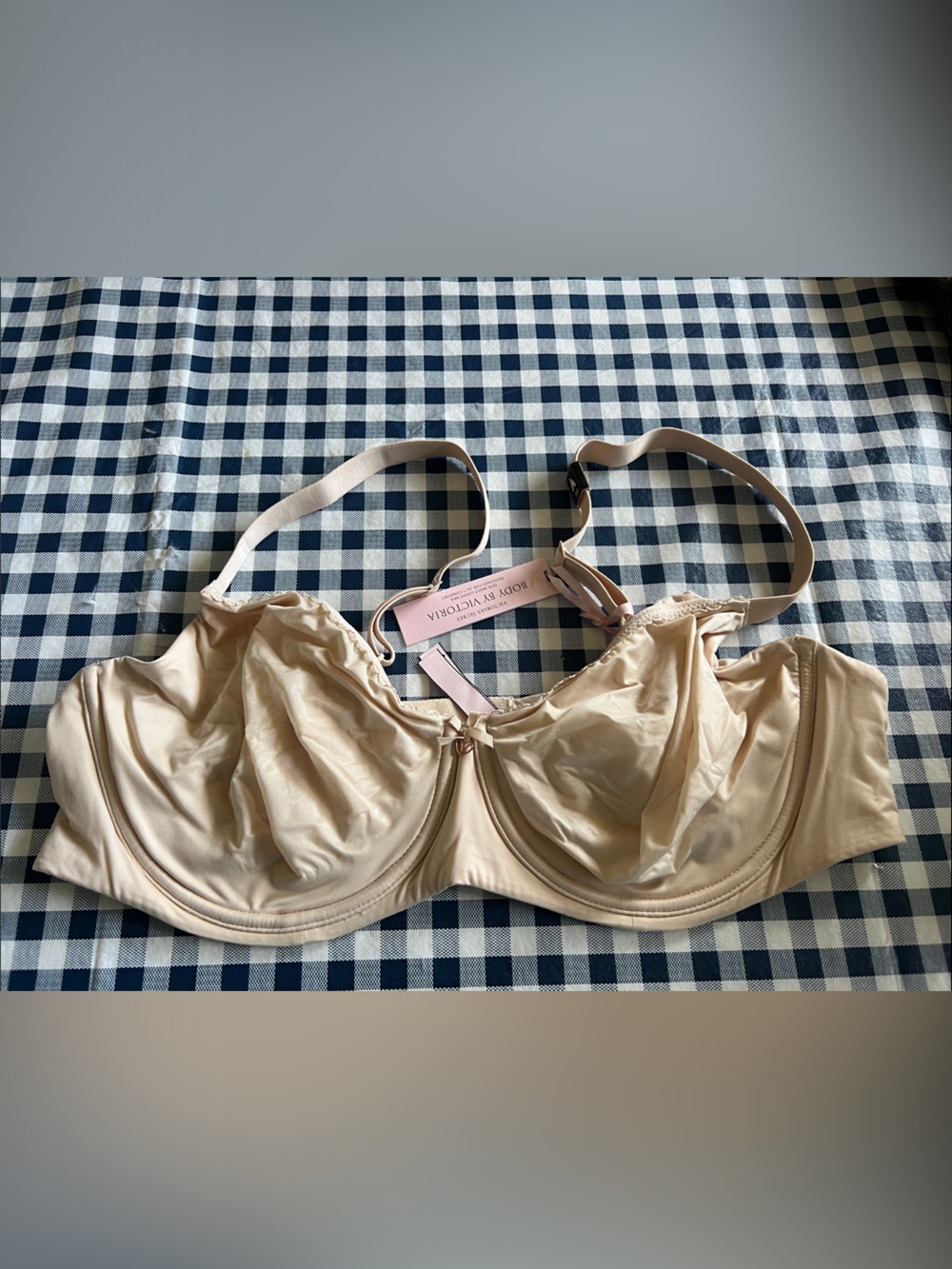 Victoria's Secret Light Beige Underwire Bra NWT